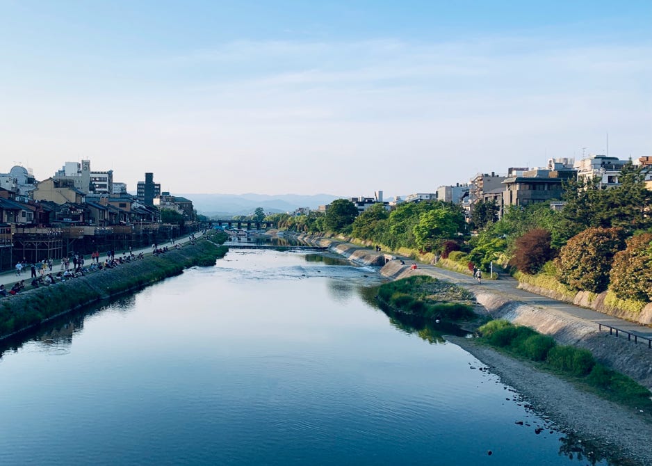 京都　鴨川　富士山　静岡　航空写真　大腸　ブルーリボン 大腸がん　賀川　義規　Yoshinori Kagawa 青