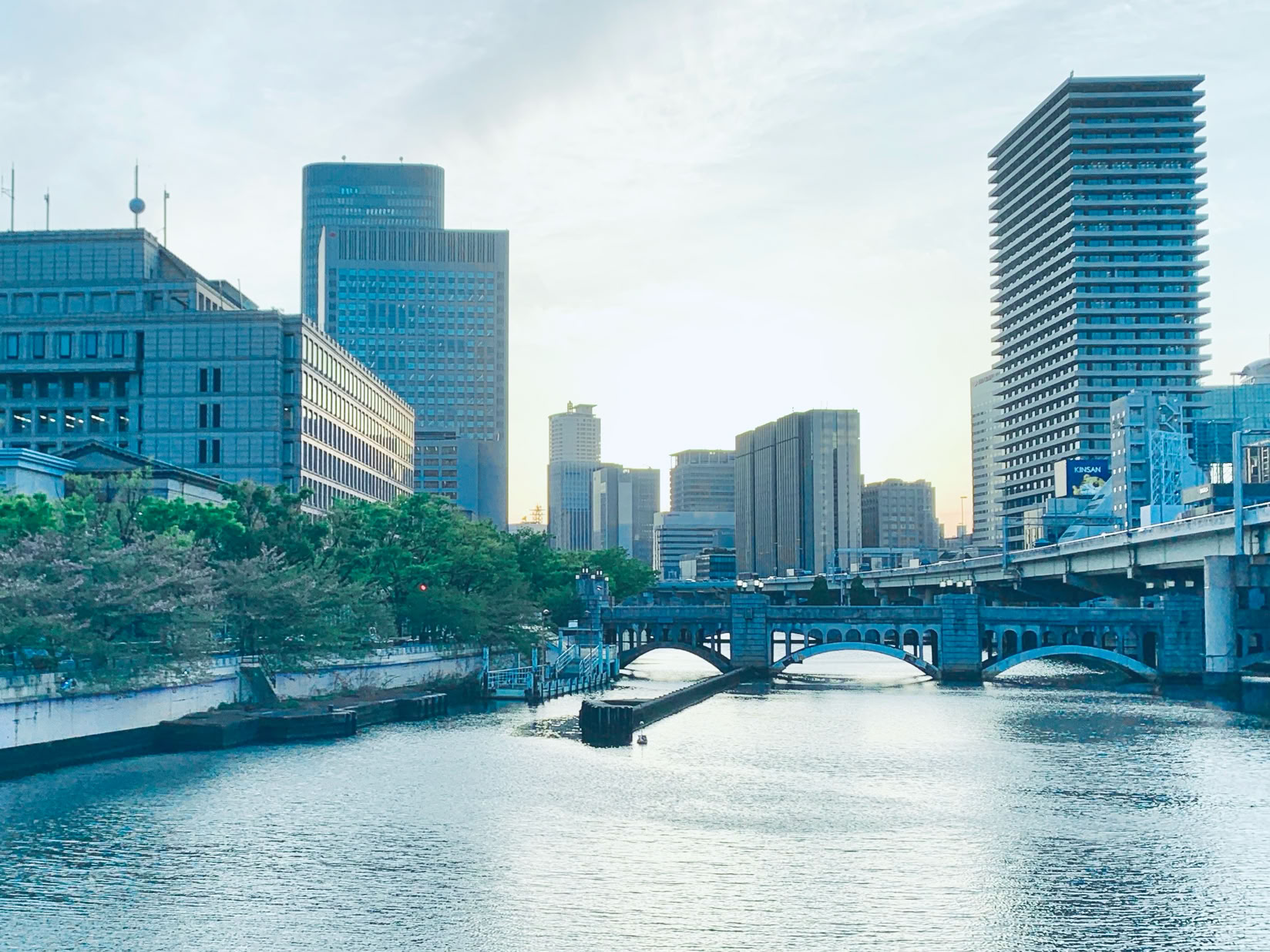 大阪　淀屋橋　大江橋　水の都