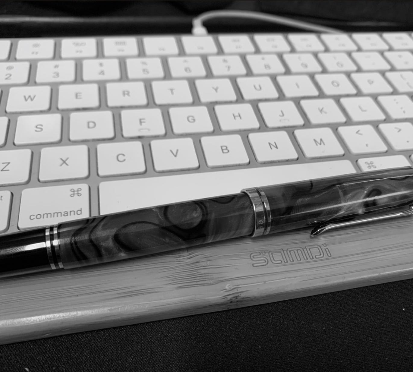 万年筆　Mac ロボット手術　ダビンチ　直腸がん　結腸がん　大腸がん　大阪　大腸　ブルーリボン 大腸がん　賀川　義規　Yoshinori Kagawa 青　治験　臨床試験　手術　化学療法　リキッドバイオプシー　最先端　肛門温存　TNT 側方郭清　Colorectral Surgery 専門医　Colon cancer 　ペリカン　大阪国際がんセンター  OICI 〒541-8567 大阪府 大阪市中央区大手町3-1-69 地方独立行政法人大阪府立病院機構 大阪国際がんセンター 消化器外科  06-6945-1181 (FAX:06-6945-1900)   Yoshinori Kagawa, MD, PhD Department of Gastroenterological Surgery, Osaka International Cancer Institute 3-1-69 Otemae, Chuo-ku, Osaka 541-8567 Japan Phone: +81-6-6945-1181; Fax: +81-6-6945-1866